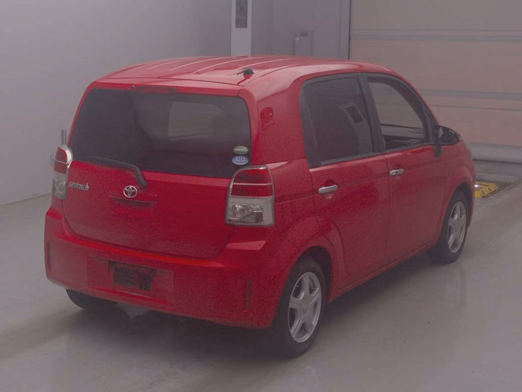 TOYOTA SPADE