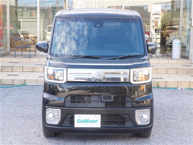 TOYOTA PIXIS MEGA
