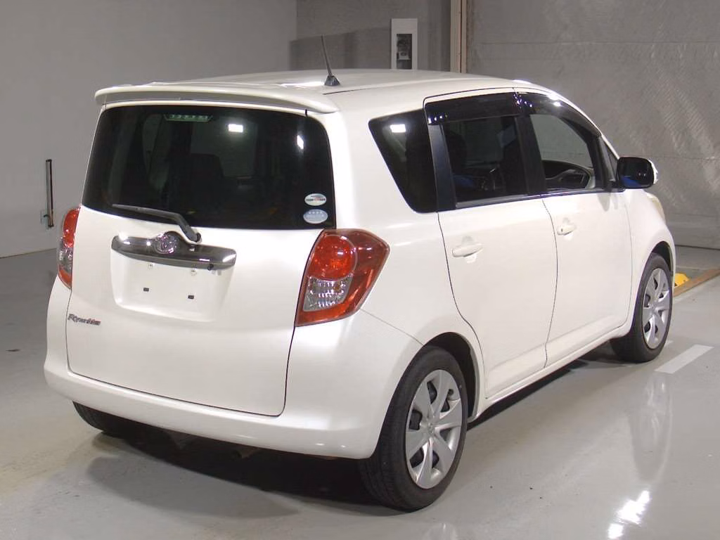 TOYOTA RACTIS