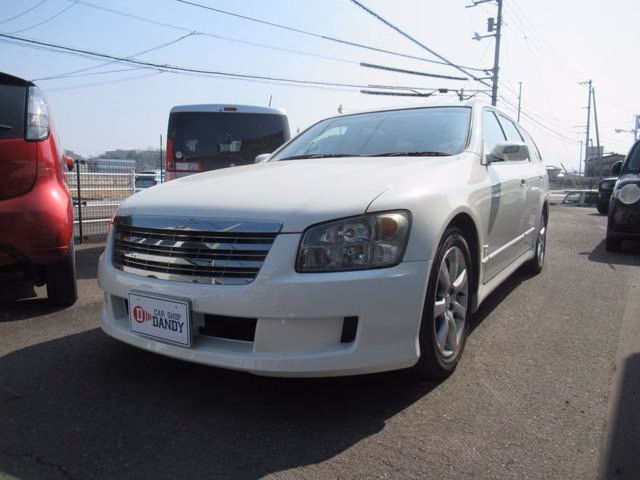 Nissan Stagea