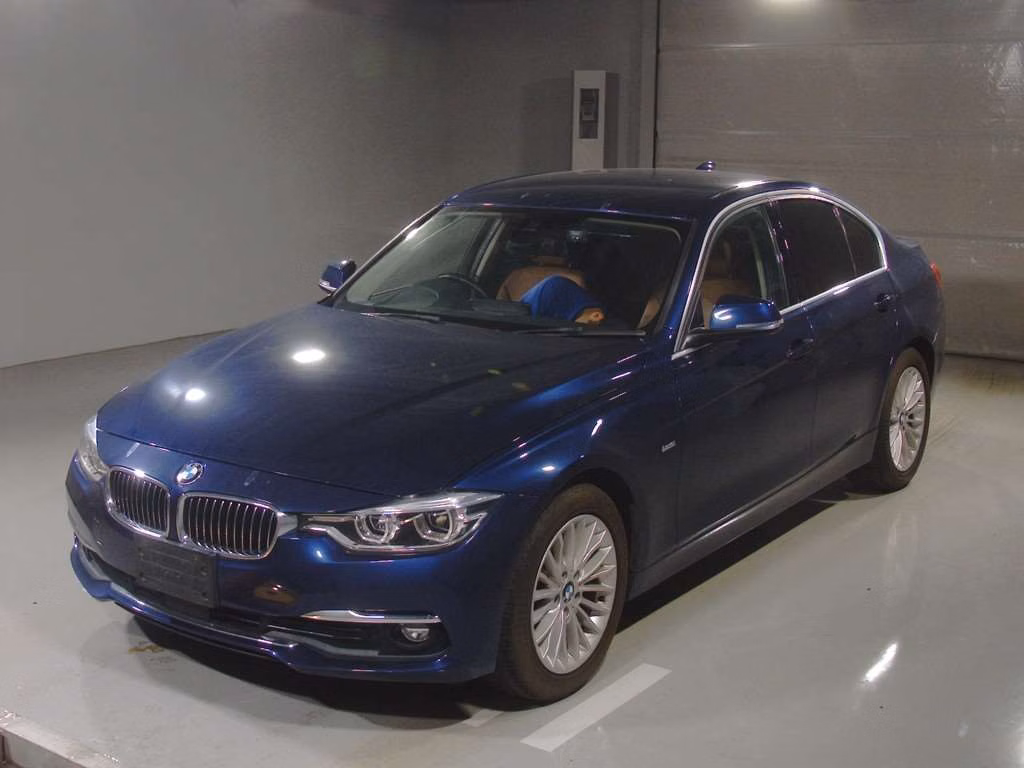 BMW 3-SERIES