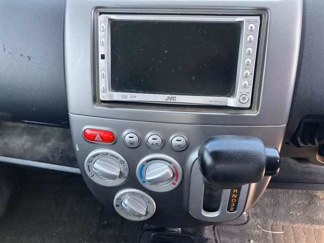 Nissan Otti