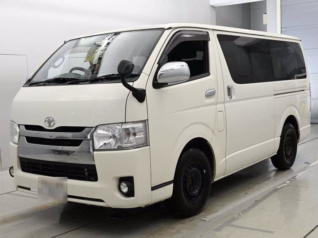 Toyota Regius Ace
