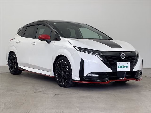 Nissan Aura