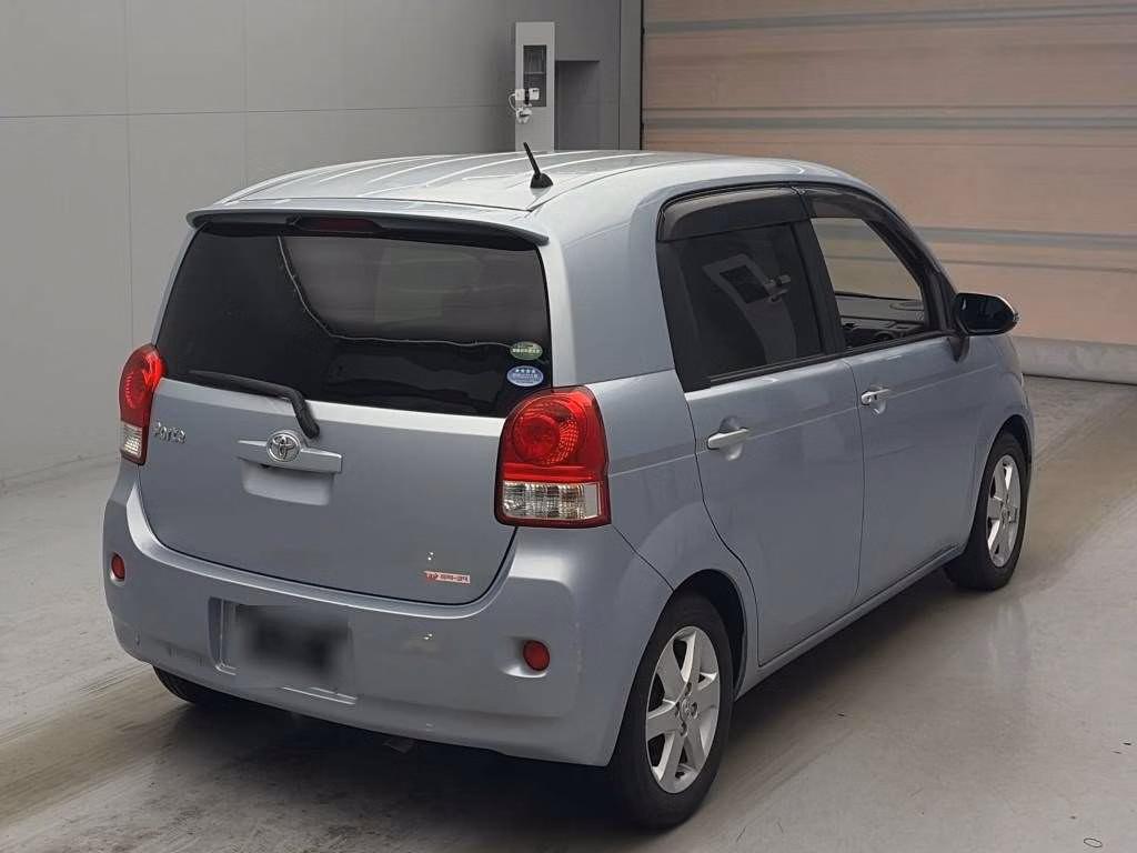 TOYOTA PORTE