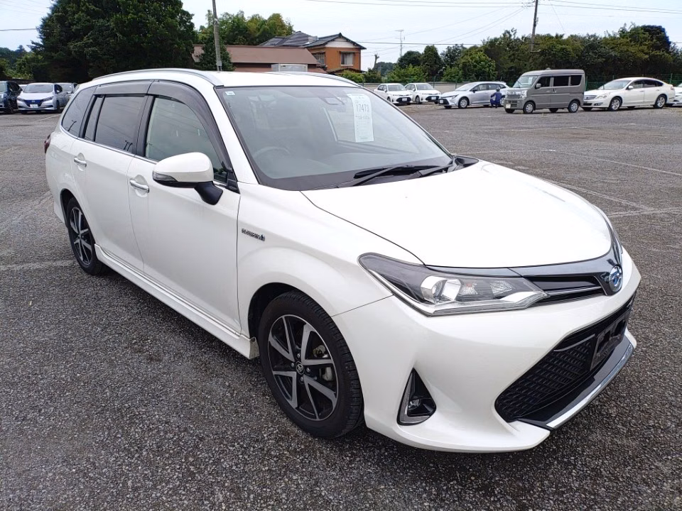 TOYOTA COROLLA FIELDER