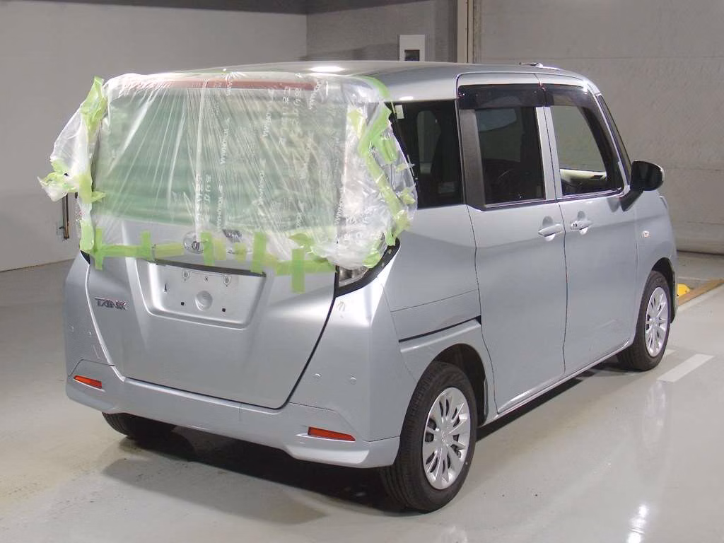 TOYOTA TANK