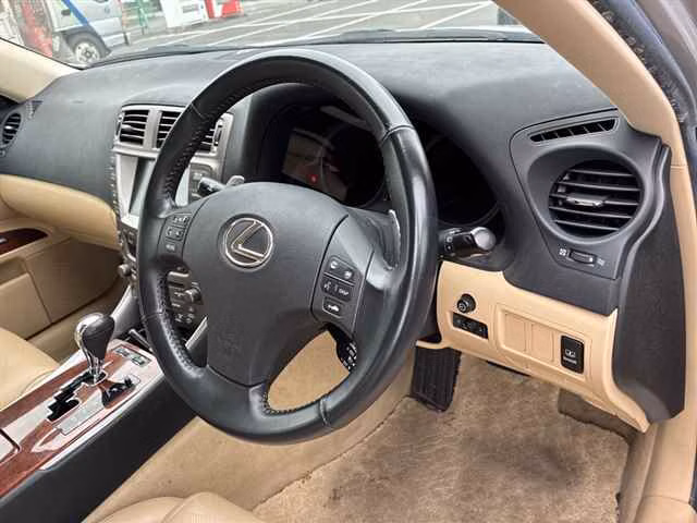 LEXUS IS250