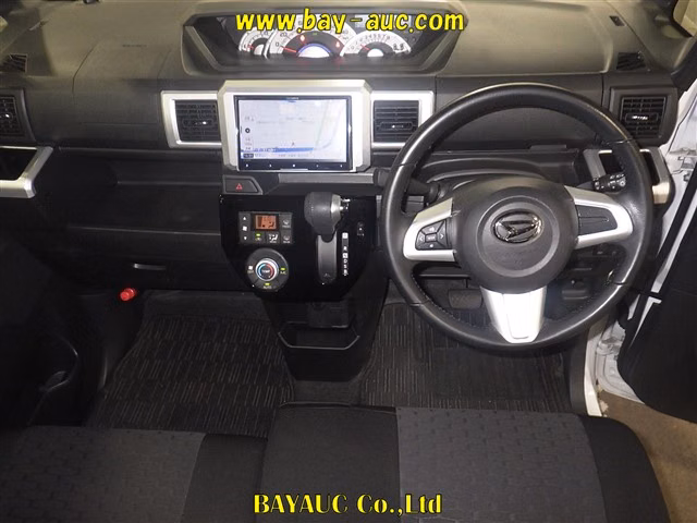 DAIHATSU WAKE