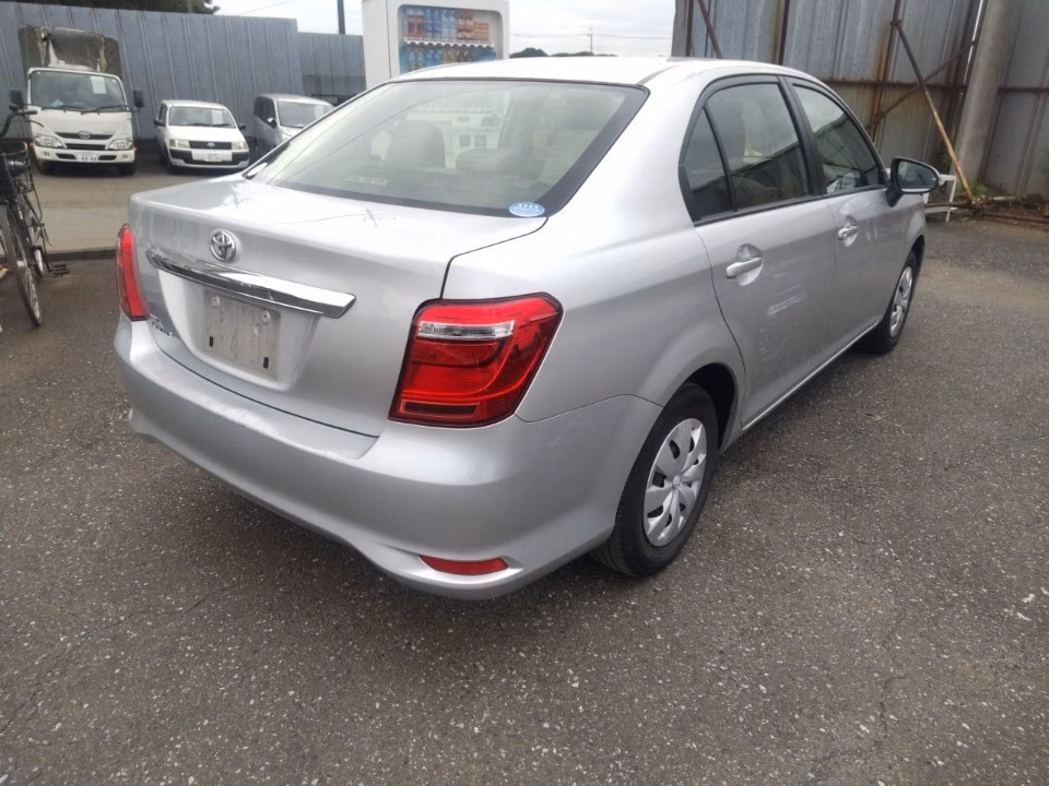 TOYOTA COROLLA AXIO