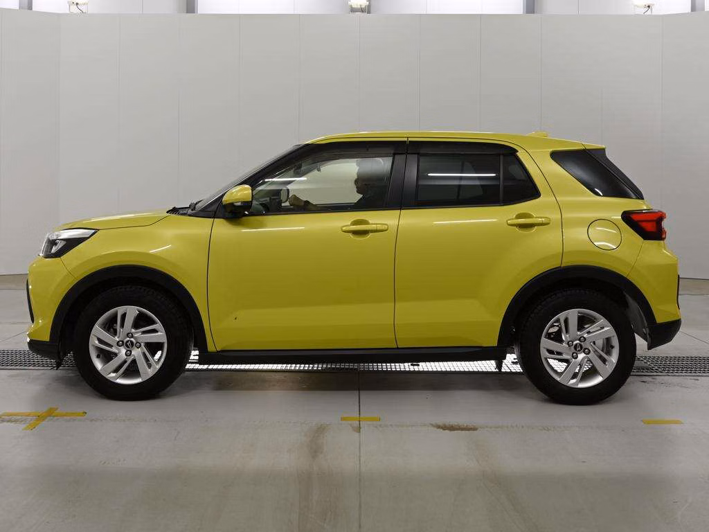 DAIHATSU ROCKY