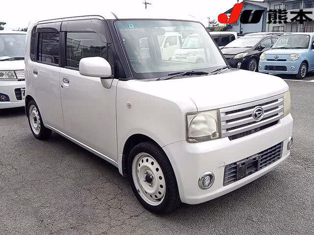 DAIHATSU MOVE CONTE