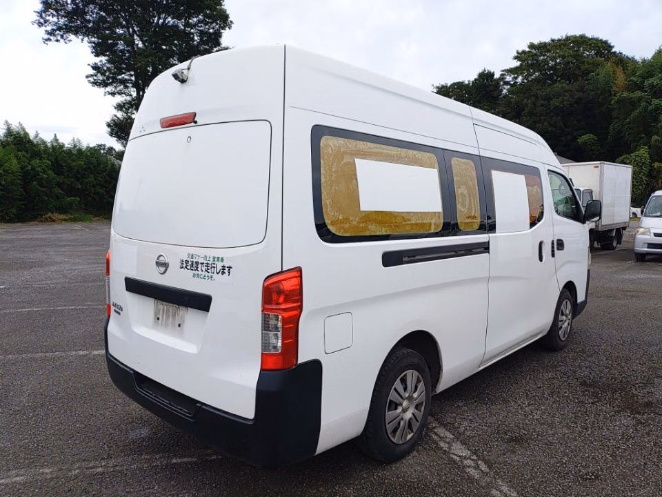 NISSAN NV350 CARAVAN