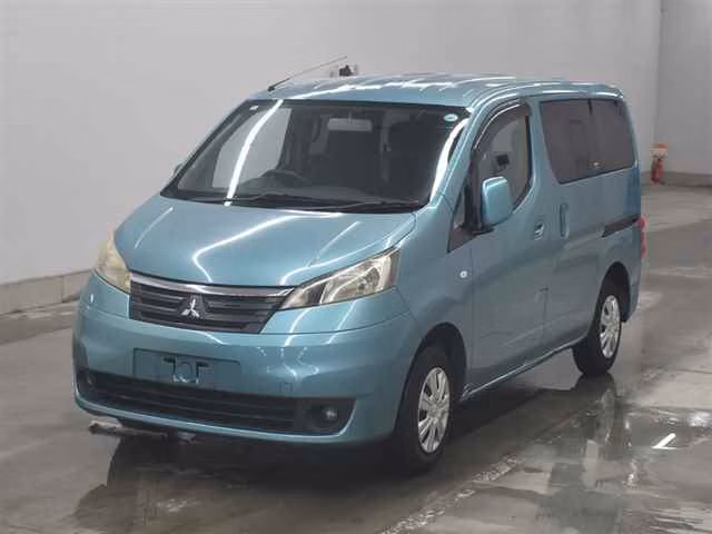 Mitsubishi Delica D:3
