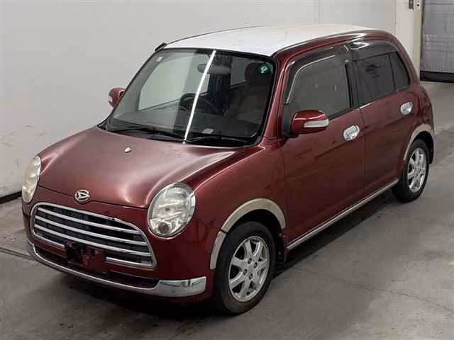 Daihatsu Mira Gino