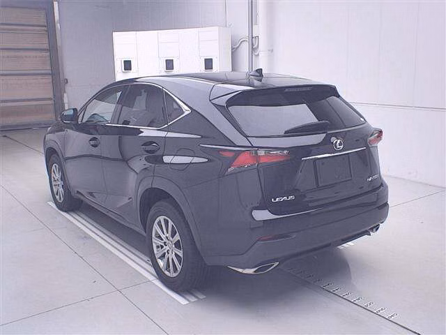Lexus NX200t