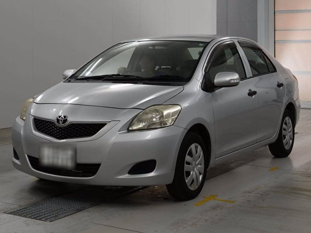 TOYOTA BELTA