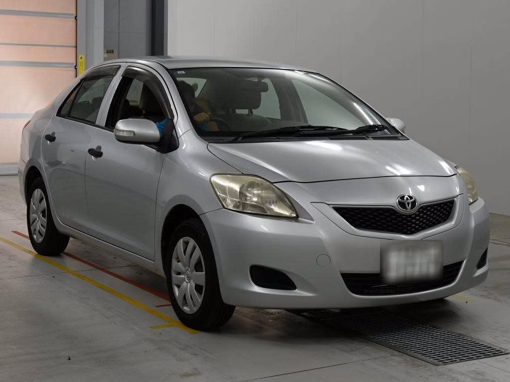 TOYOTA BELTA