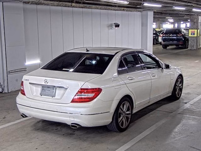 MERCEDES-BENZ C-CLASS
