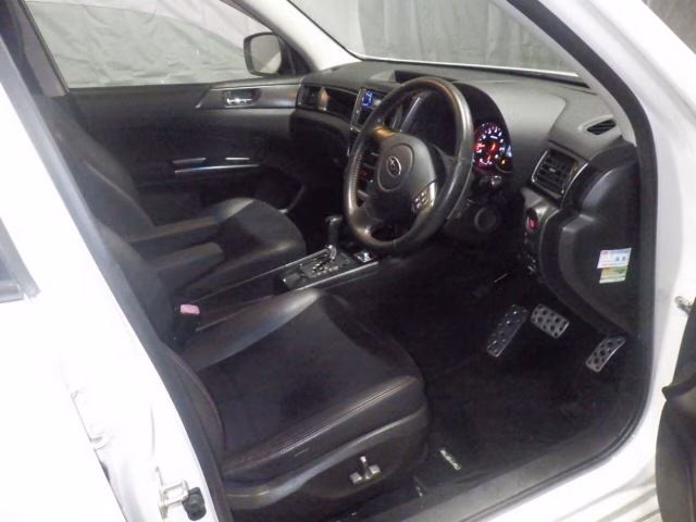 SUBARU EXIGA