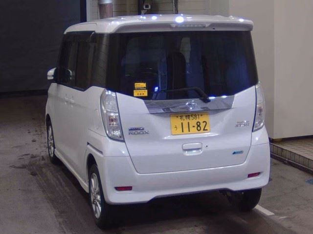 NISSAN DAYZ ROOX