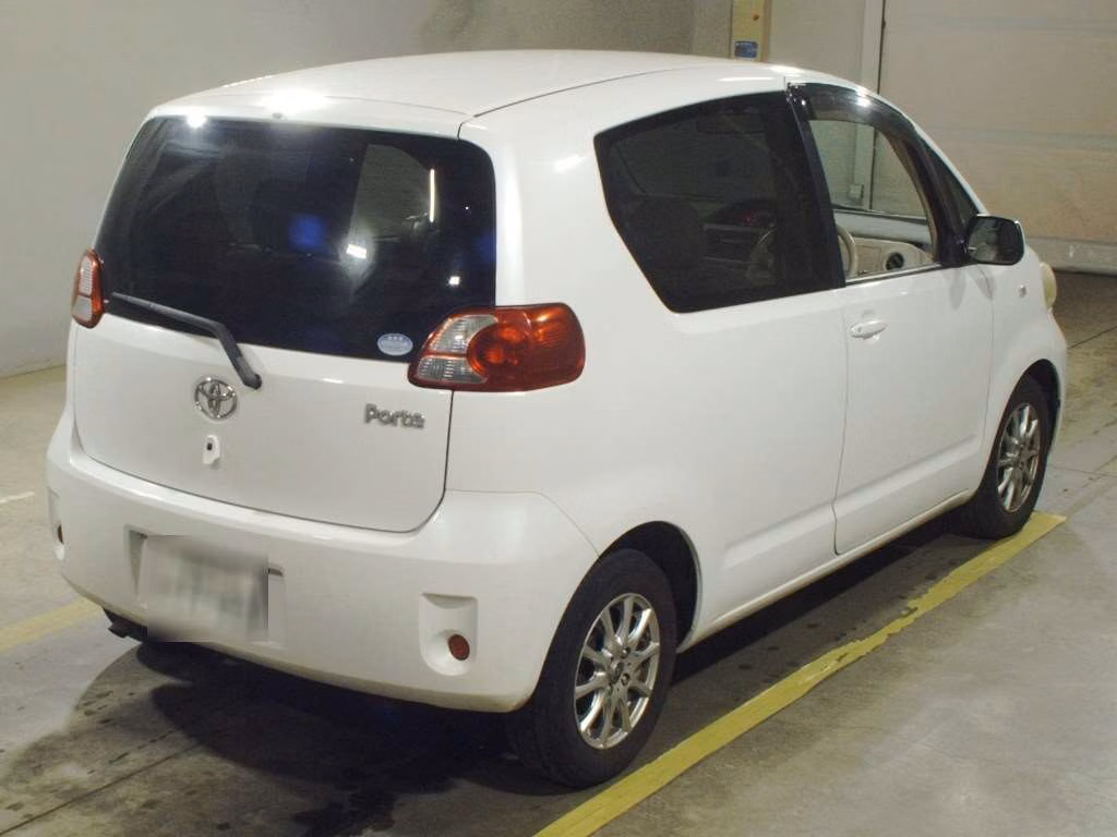 TOYOTA PORTE