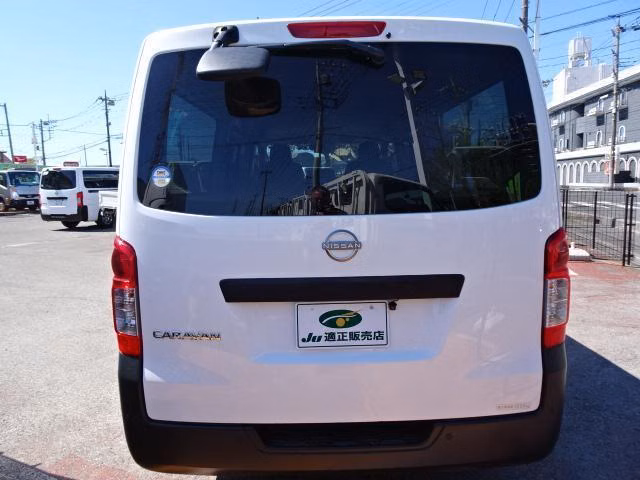 NISSAN CARAVAN