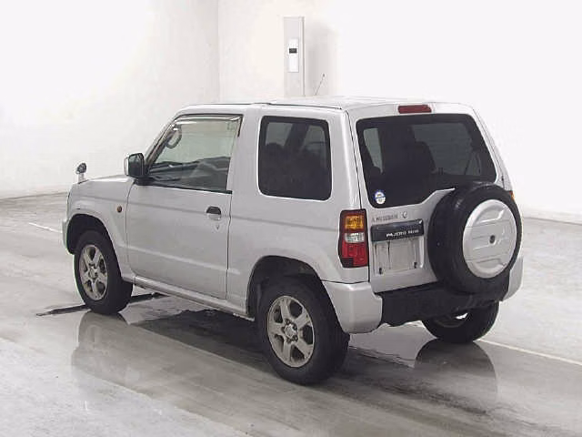 Mitsubishi Pajero Mini