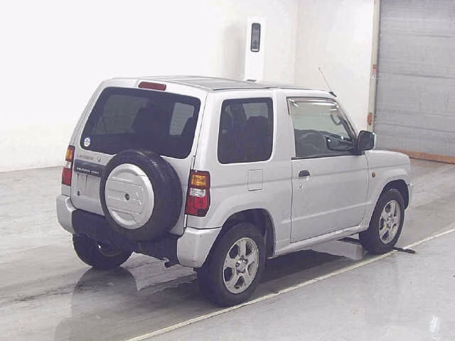 Mitsubishi Pajero Mini