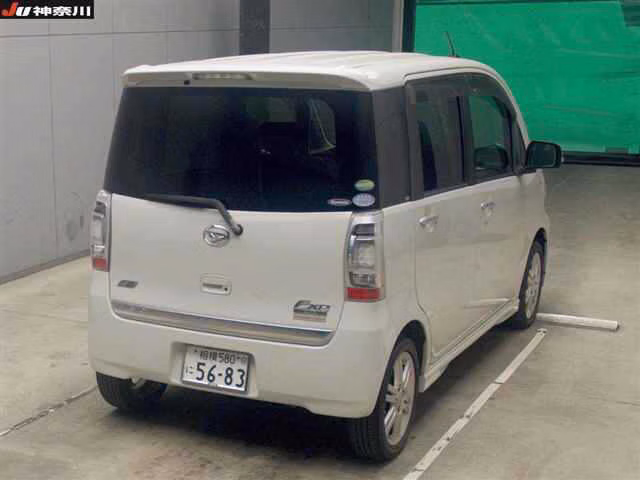 DAIHATSU TANTO EXE