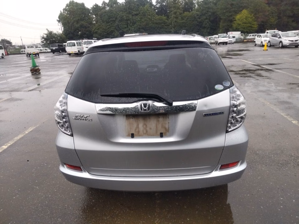 HONDA FIT SHUTTLE