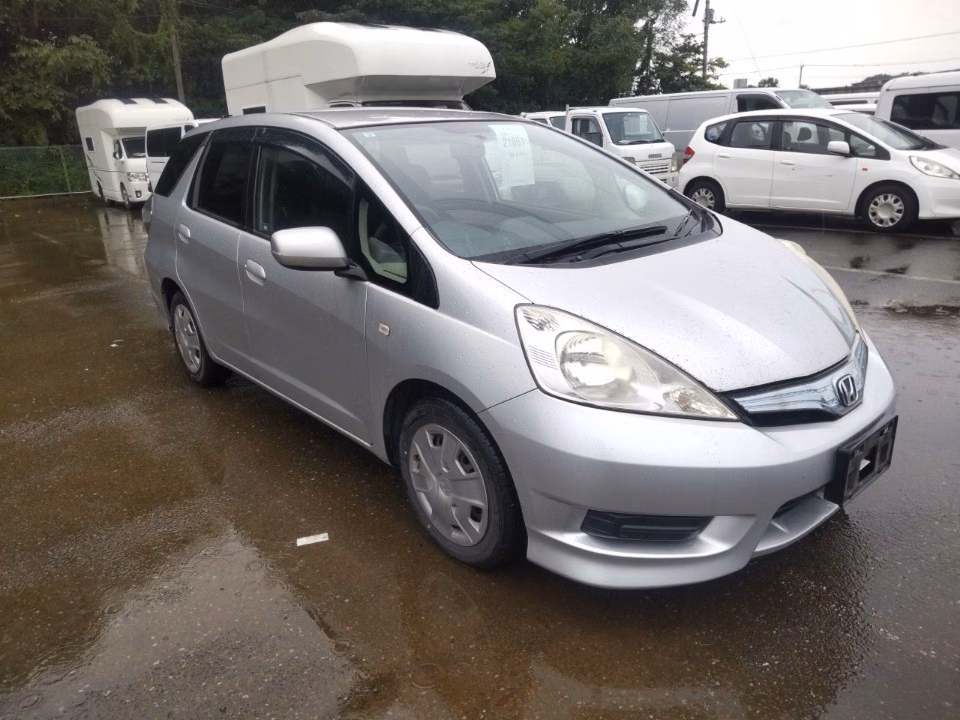 HONDA FIT SHUTTLE