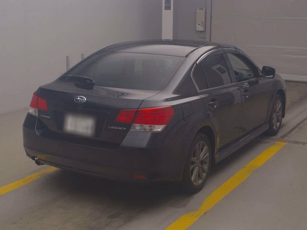 SUBARU LEGACY B4