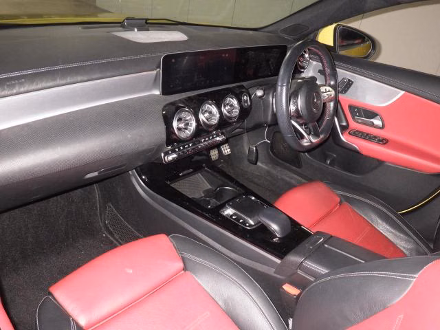 MERCEDES-BENZ CLA-CLASS