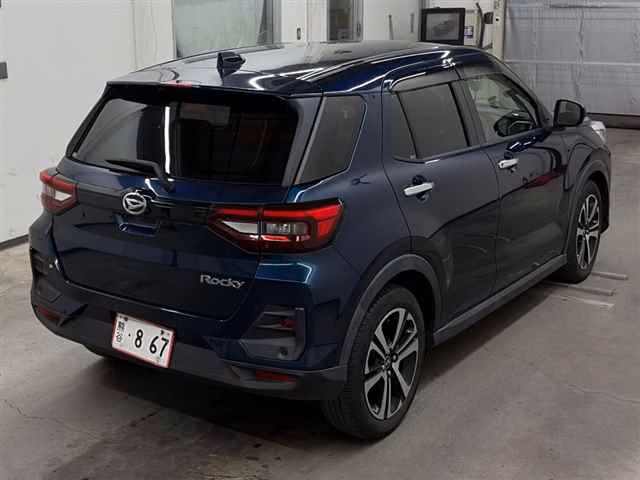 DAIHATSU ROCKY