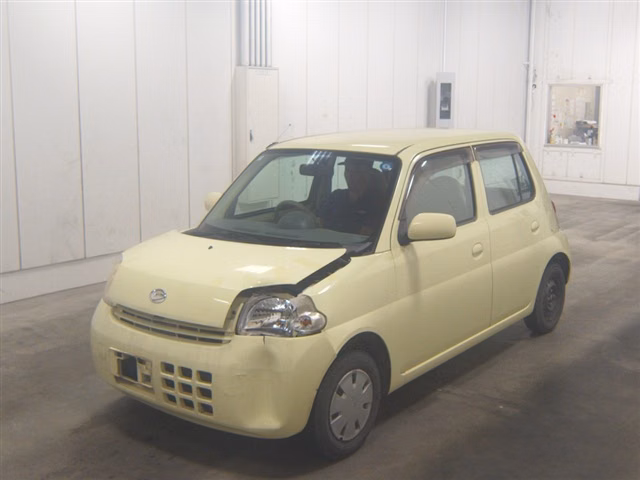 DAIHATSU ESSE