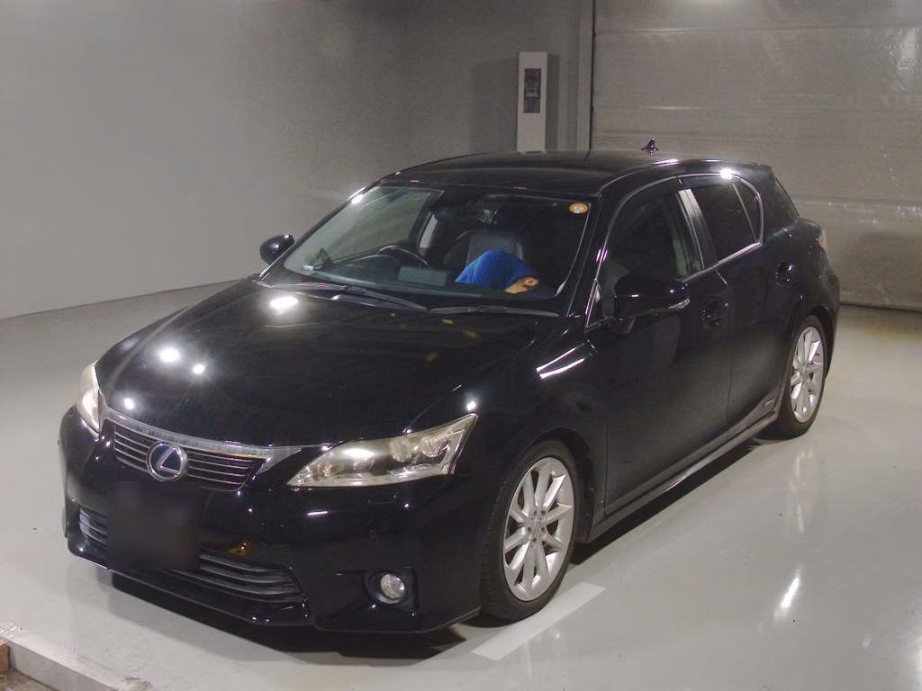 LEXUS CT200H