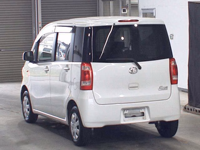 DAIHATSU TANTO EXE