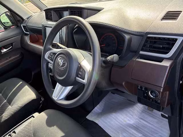 TOYOTA TANK