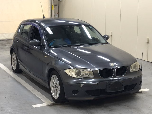 BMW 1-SERIES