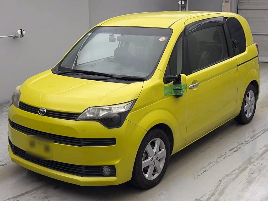 TOYOTA SPADE