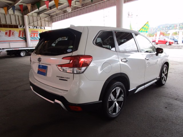SUBARU FORESTER