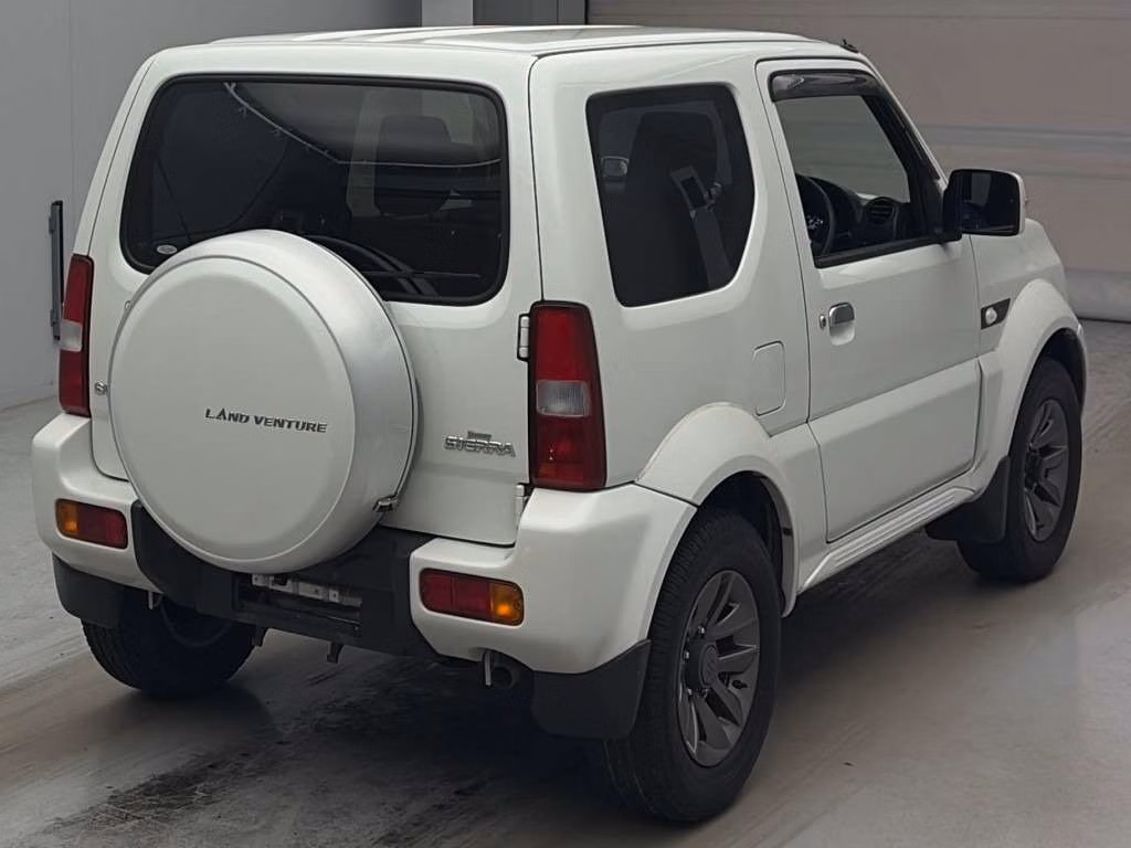 SUZUKI JIMNY SIERRA
