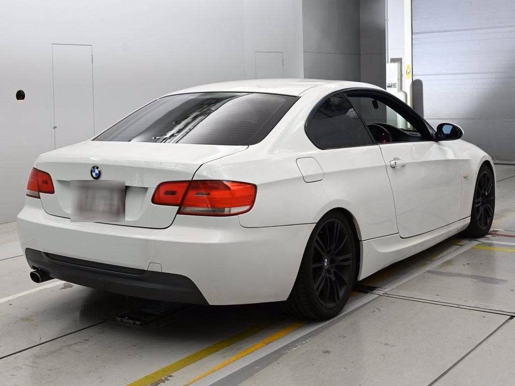 BMW 3-SERIES
