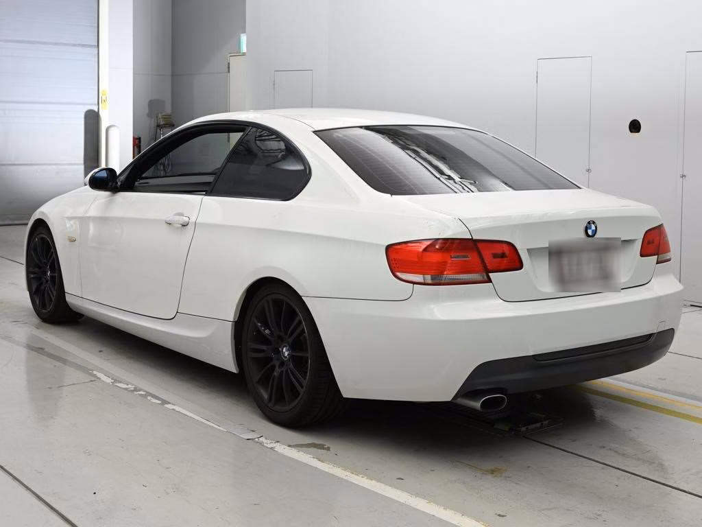 BMW 3-SERIES