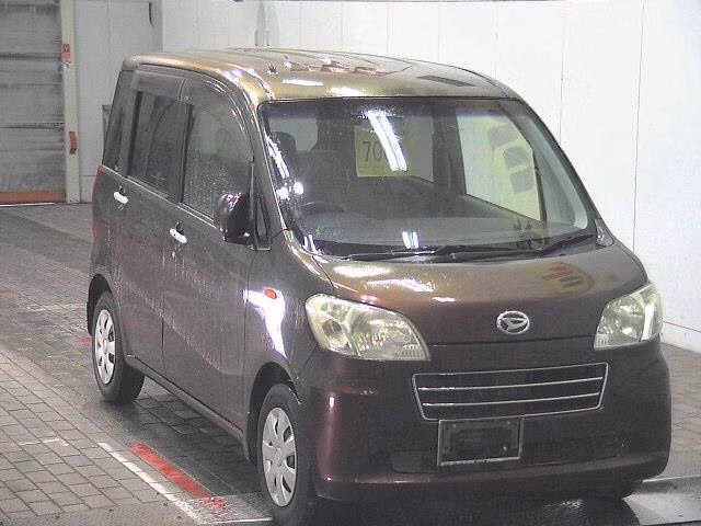 DAIHATSU TANTO EXE