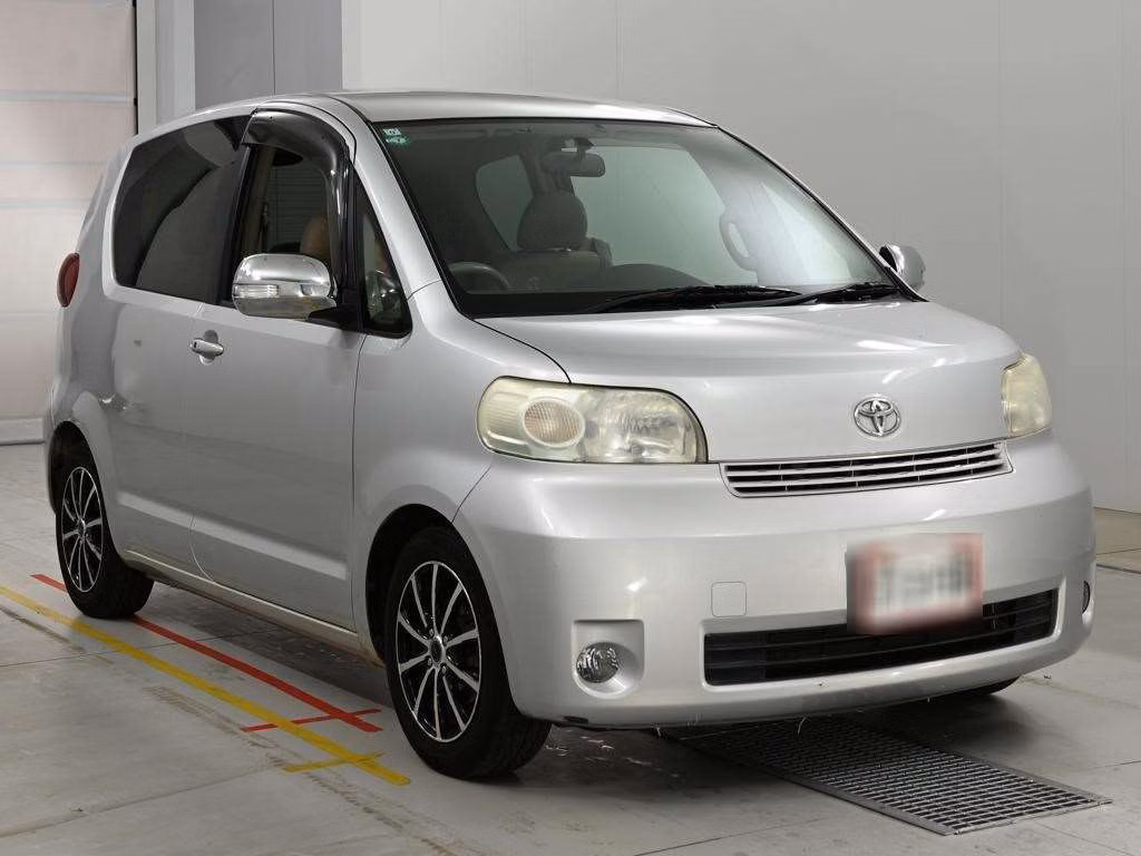 TOYOTA PORTE