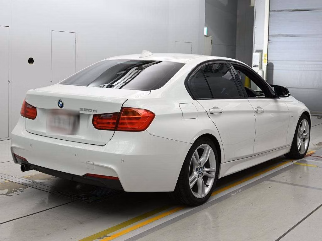 BMW 3-SERIES