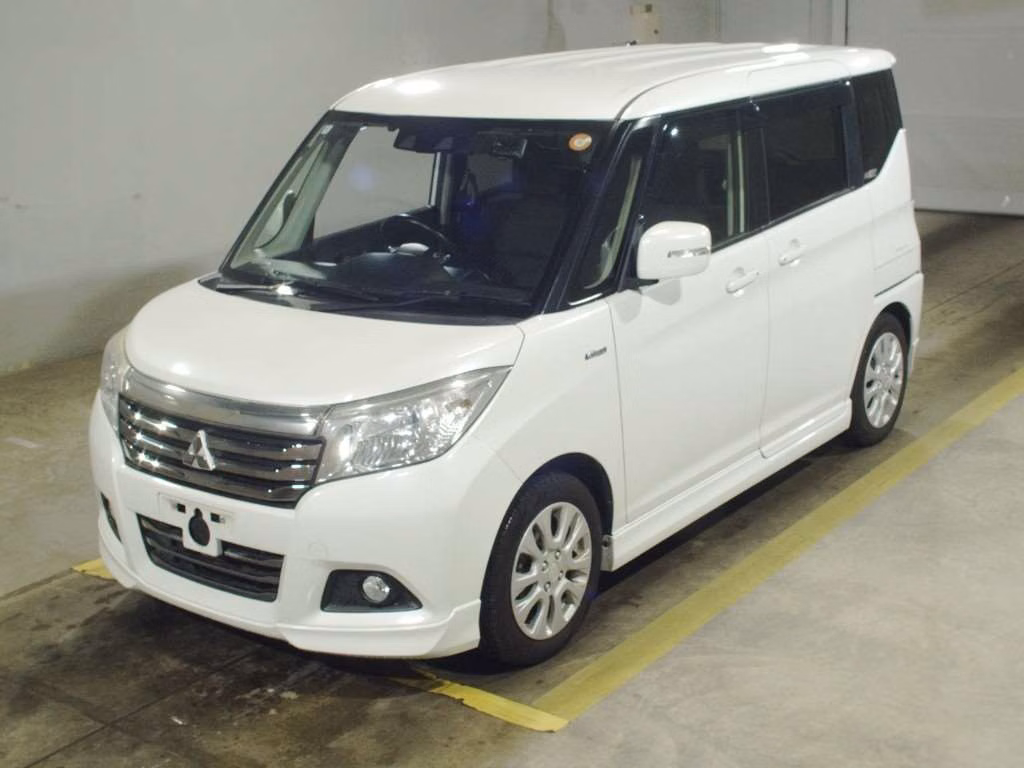 Mitsubishi Delica D:2