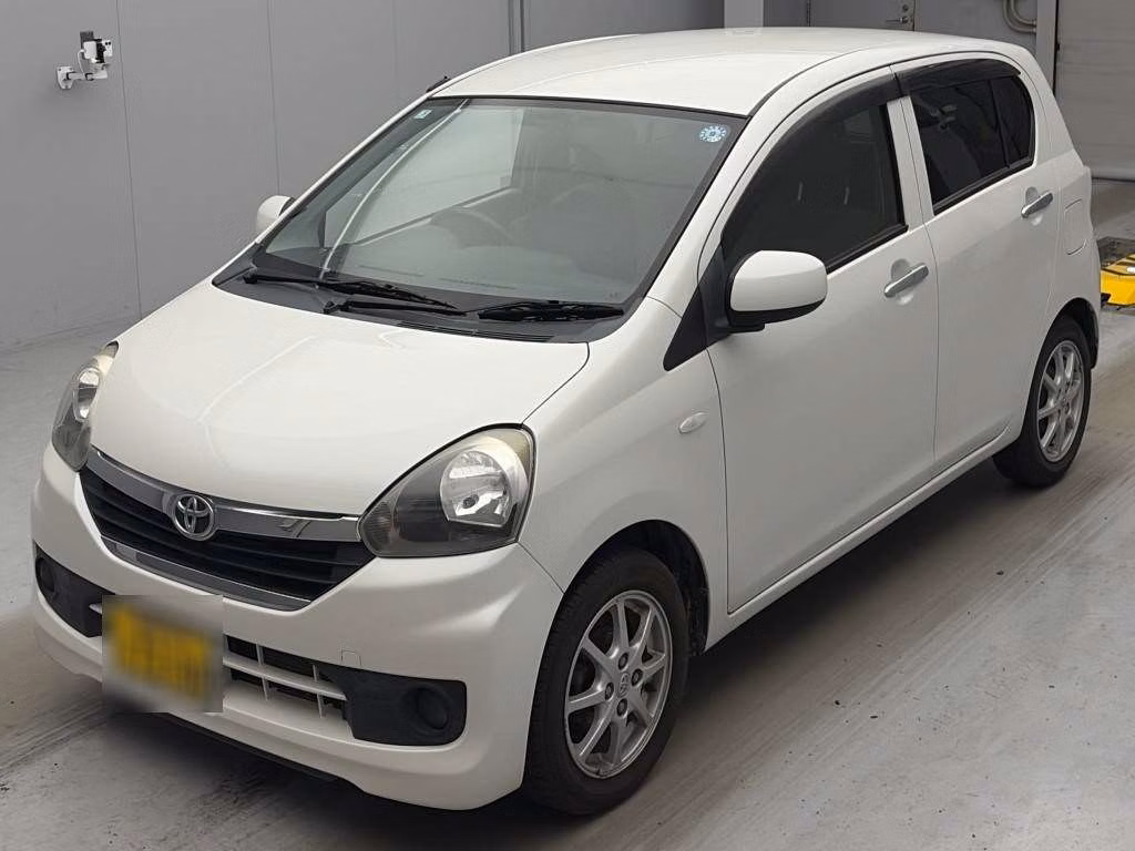 TOYOTA PIXIS EPOCH